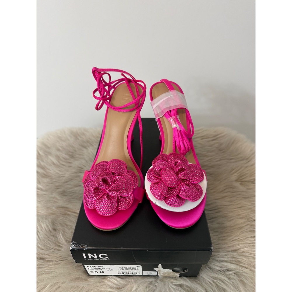 INC International Concepts Nascha2 Fuchsia Blng Rhinestone Flower Heels 5.5 M